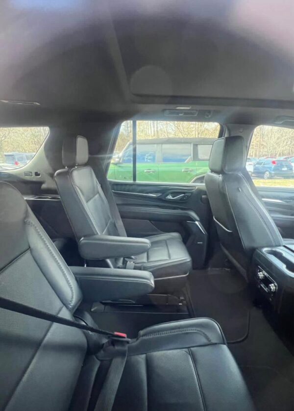 2023 GMC Yukon Denali SUV