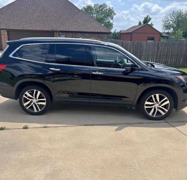 2017 Honda Pilot Touring Fully Loaded AWD