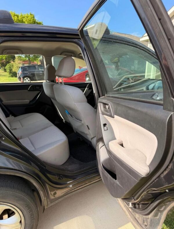 2014 Subaru Forester 2.5i AWD