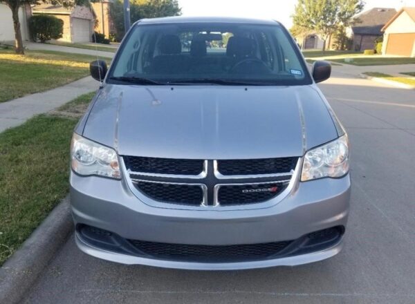 WhatsApp Image 2026-05-18 at 05.26.57 2015 Dodge Grand Caravan AVP