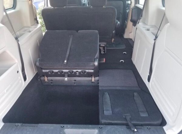 WhatsApp Image 2026-05-18 at 05.27.00 2015 Dodge Grand Caravan AVP